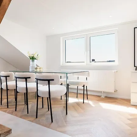 Apartamento 2 Bedroom Loft - Luxus - Modern - Parkplaetze - Kaffee - Netflix - Weinbergblick - Kueche - Balkon *