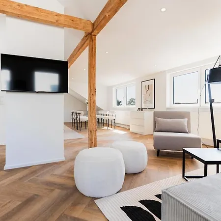 2 Bedroom Loft - Luxus - Modern - Parkplaetze - Kaffee - Netflix - Weinbergblick - Kueche - Balkon Lejlighed Rüdesheim am Rhein