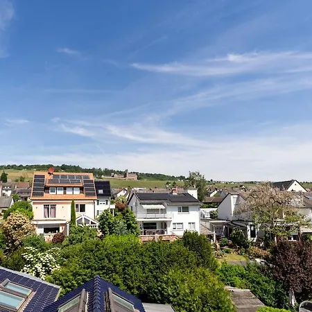 Lejlighed 2 Bedroom Loft - Luxus - Modern - Parkplaetze - Kaffee - Netflix - Weinbergblick - Kueche - Balkon *