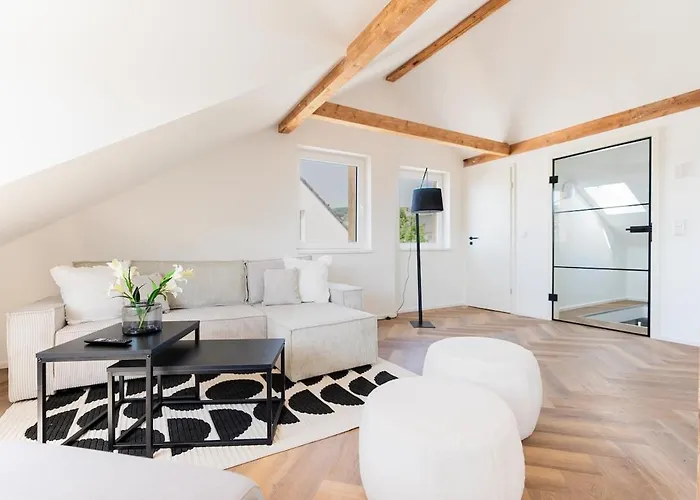 2 Bedroom Loft - Luxus - Modern - Parkplaetze - Kaffee - Netflix - Weinbergblick - Kueche - Balkon *