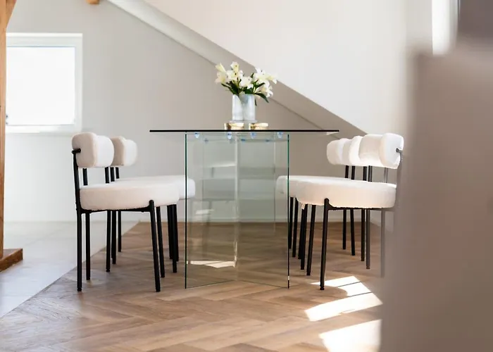 Appartement 2 Bedroom Loft - Luxus - Modern - Parkplaetze - Kaffee - Netflix - Weinbergblick - Kueche - Balkon *